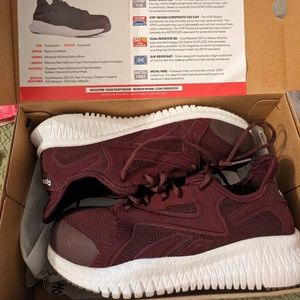 Flexagon 3.0 work shoe 7W by Reebok